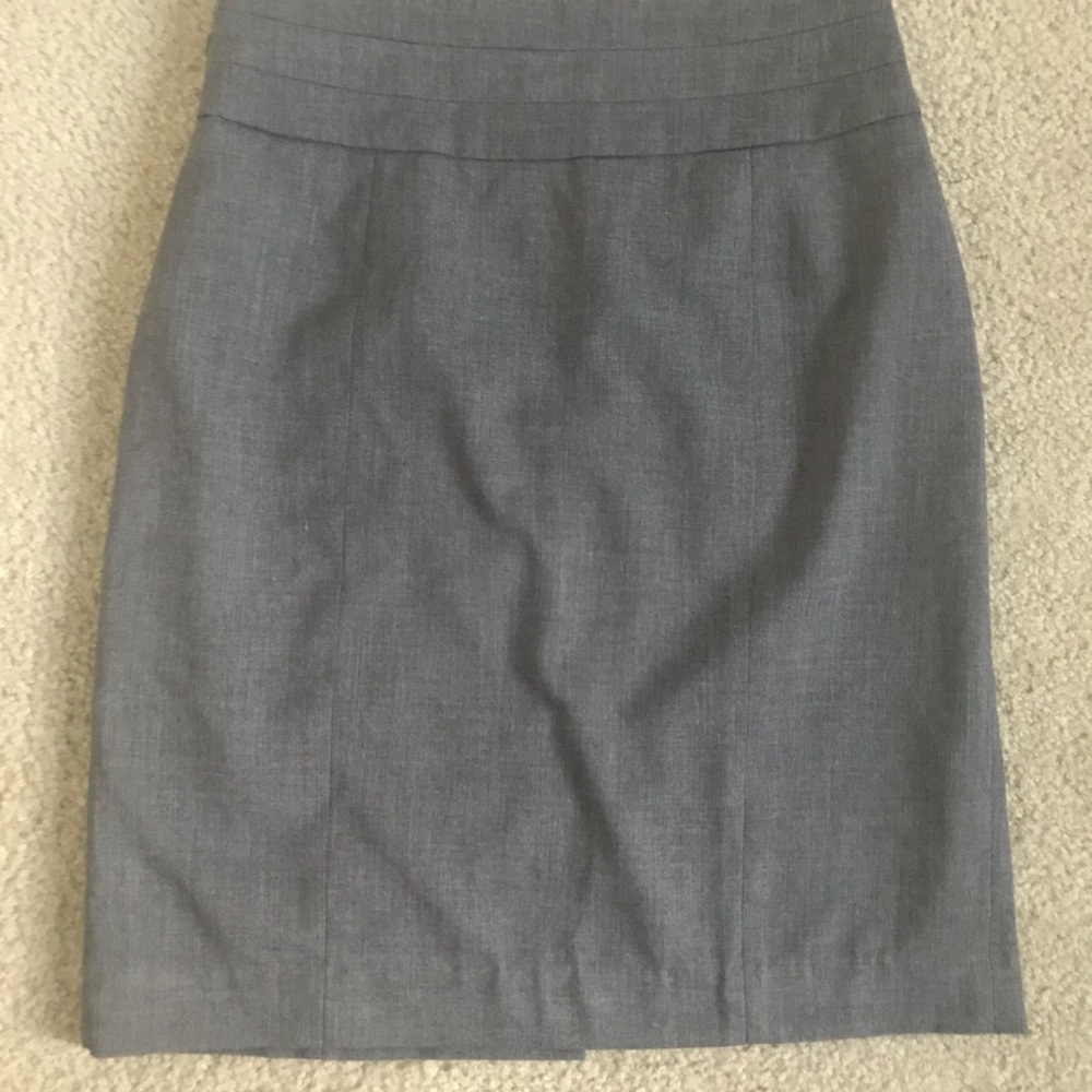 H&M Gray pencil skirt